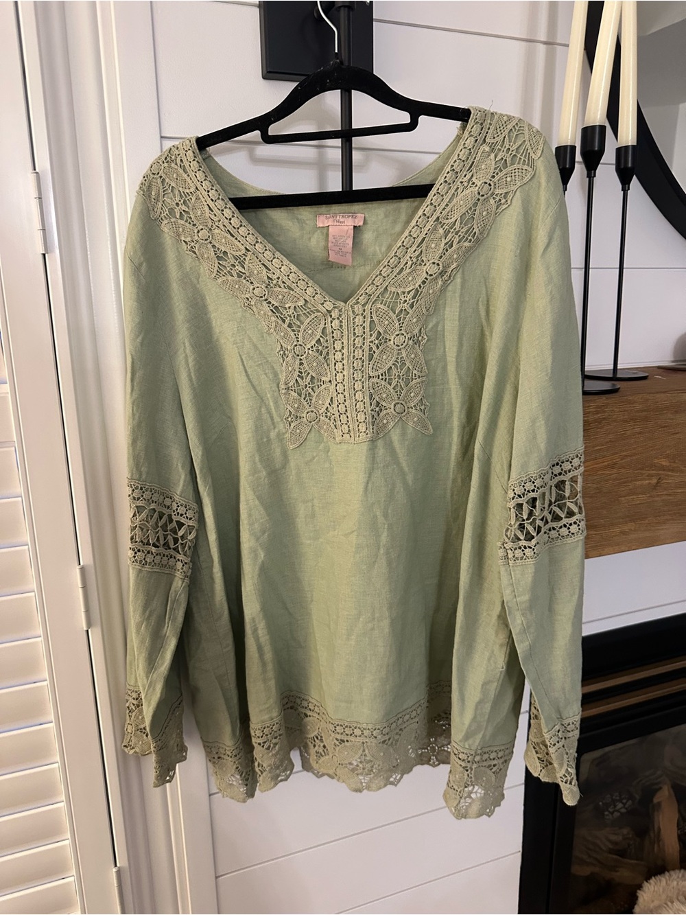 Saint Tropez West Linen Blend Sage Green Lace V-Neck Tunic